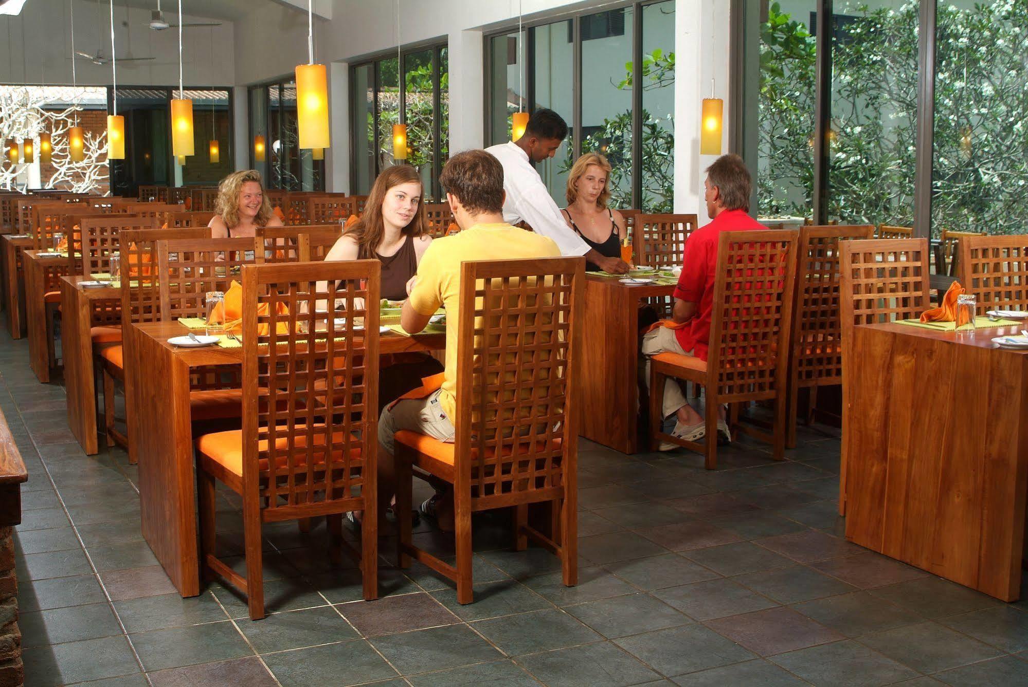 Mermaid Hotel & Club Kalutara Exterior photo