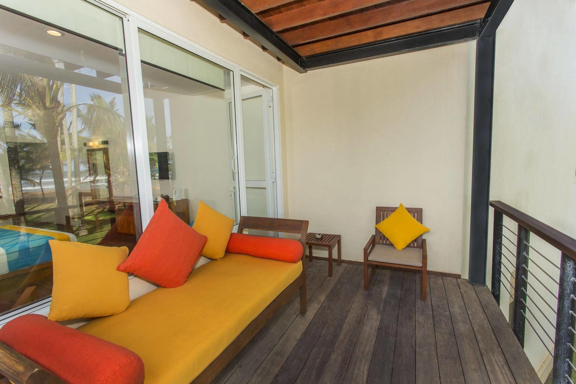 Mermaid Hotel & Club Kalutara Exterior photo